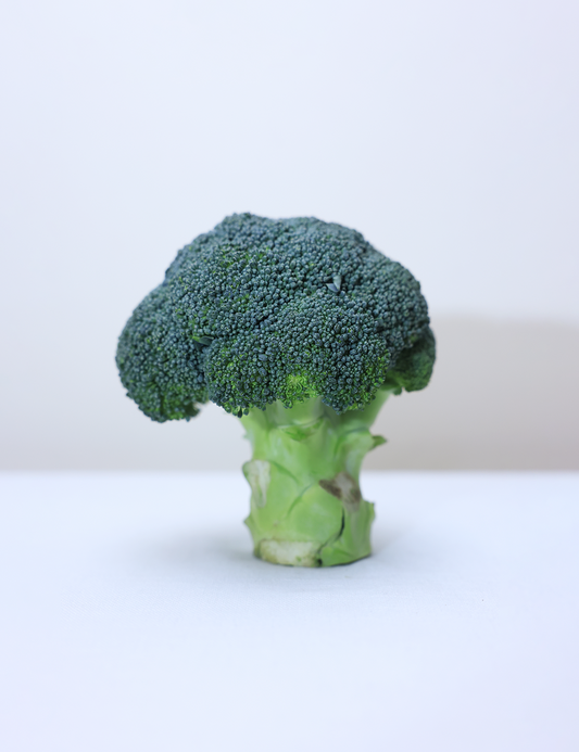 Wellness Farms Organic Broccoli (Medium Piece)